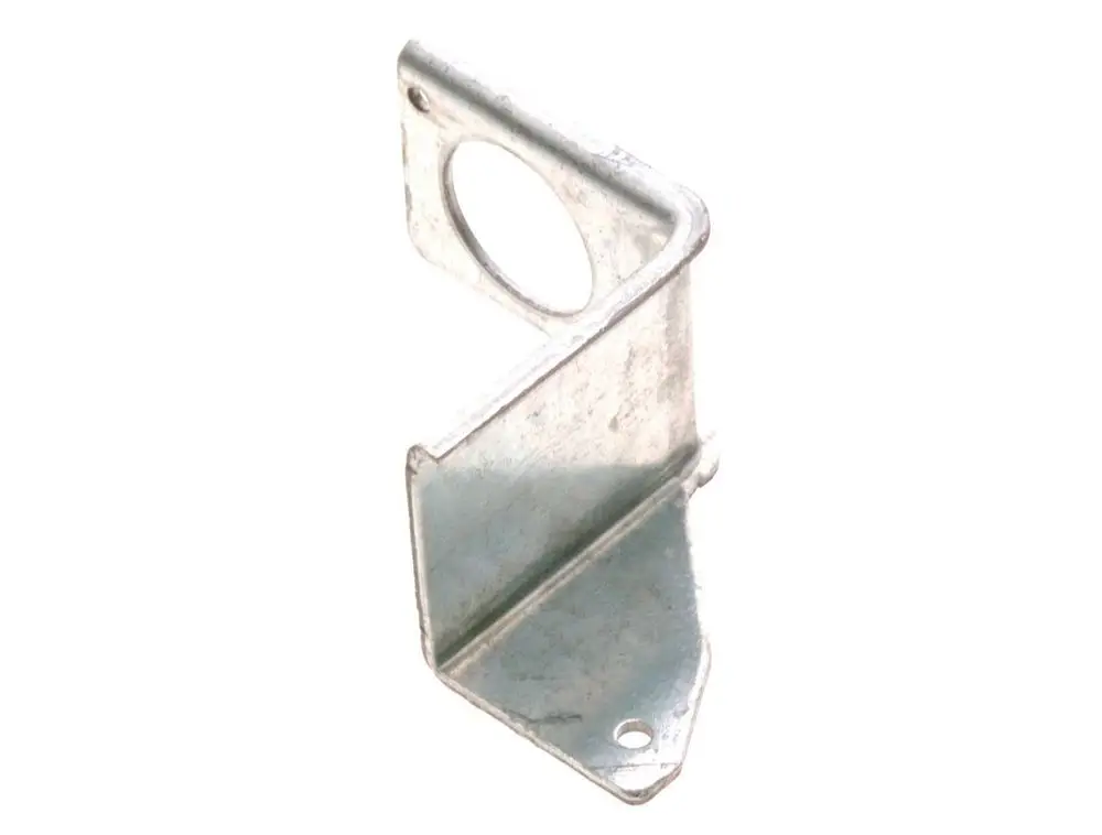 Winkel aus Metall mit einer Öffnung und einer abgeschrägten Kante, hergestellt von Bosch, zur Befestigung oder Unterstützung von Bauteilen.
